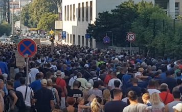 Uprava Uljanika i Štrajkaški odbor zatražit će u srijedu sastanak s ministrom Horvatom Uljanik, 3. maj, štrajk brodogradilišta