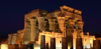 Egipatski arheolozi otkrili sfingu u hramu u Aseanu Temple of Kom Ombo