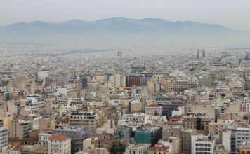 Izgredi na prosvjedima u Ateni, tridesetak ozlijeđenih Atena