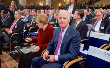 Skandal pred američke izbore Merkel, Biden