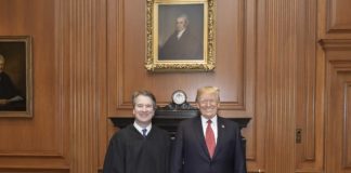 Vrhovni sud tijesnom većinom presudio u korist Trumpova zida