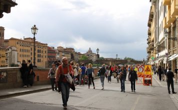Istraživanje: Osobe koje brzo hodaju imaju manji rizik za teži oblik covida-19?